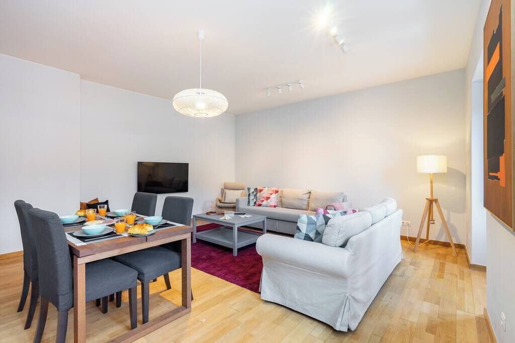 Photo of Livingroom in Linda-a-Velha