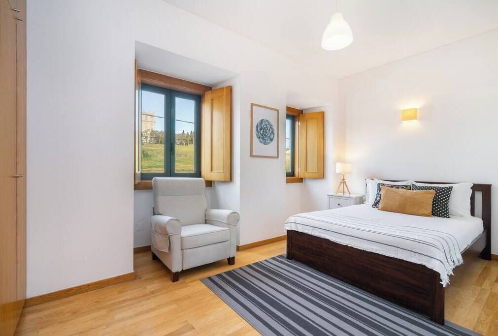 Photo of Bedroom in Linda-a-Velha