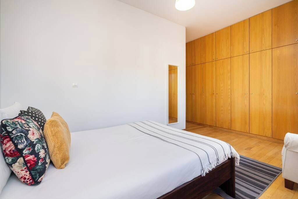 Photo of Bedroom in Linda-a-Velha
