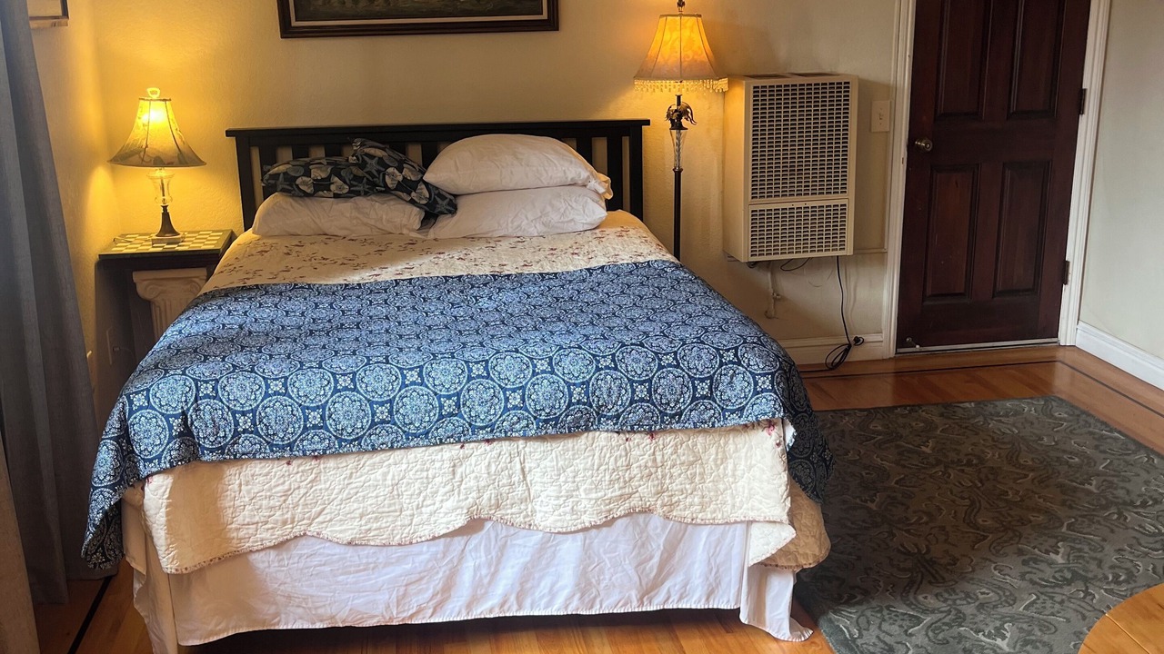 Photo of Bedroom in Half Moon Bay