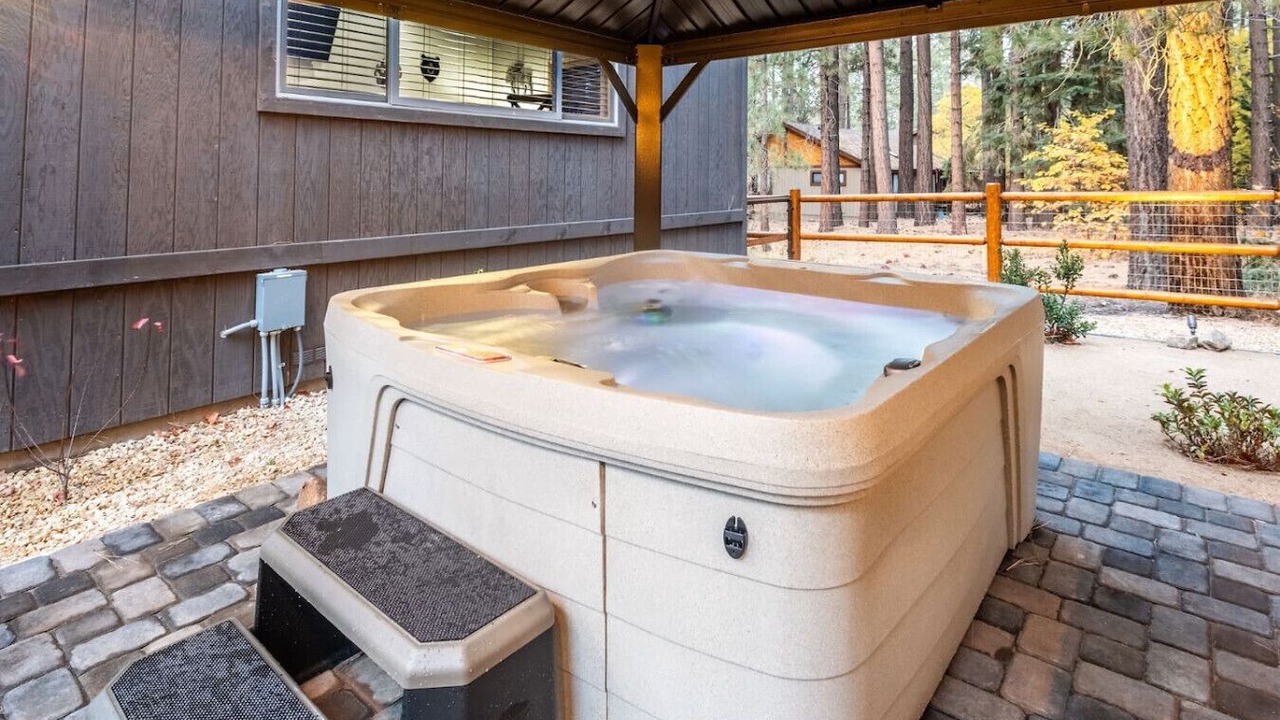 Photo of Outdoor in Summit Estates