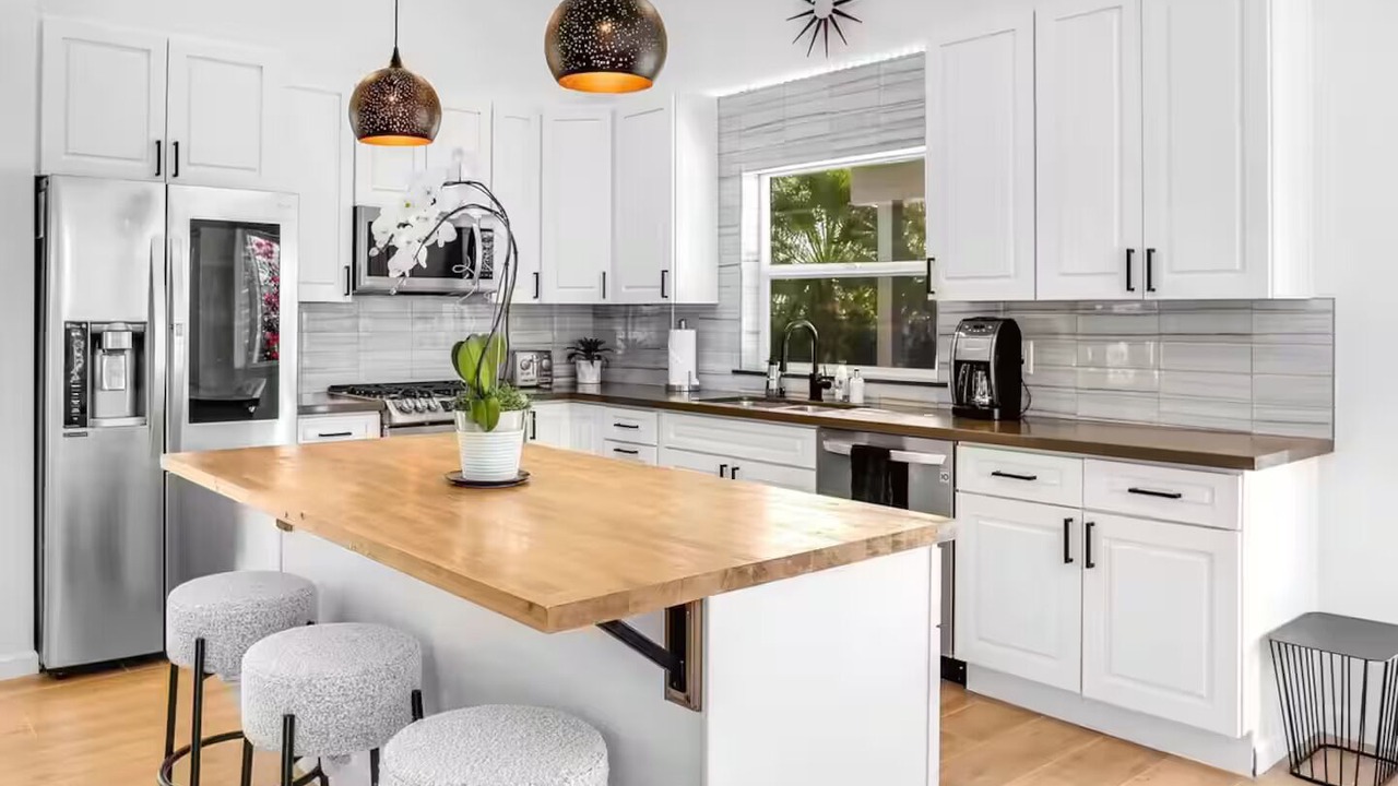 Photo of Kitchen in Racquet Club South