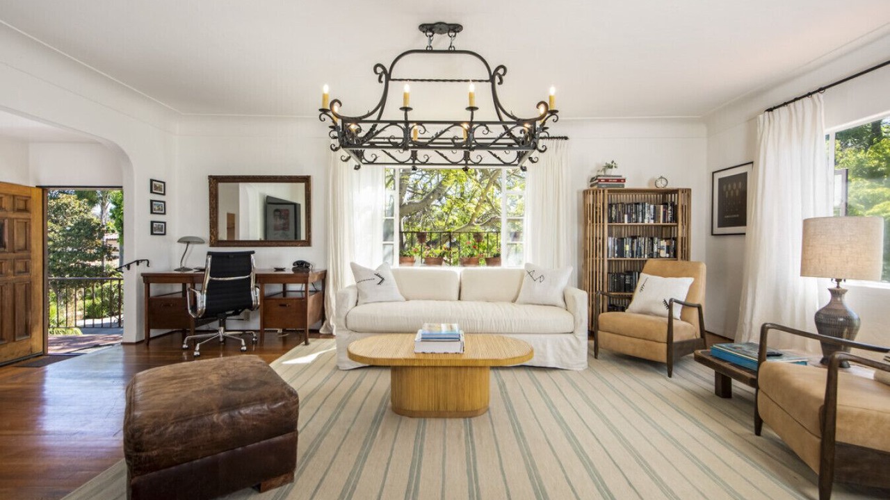 Photo of Livingroom in West Beach