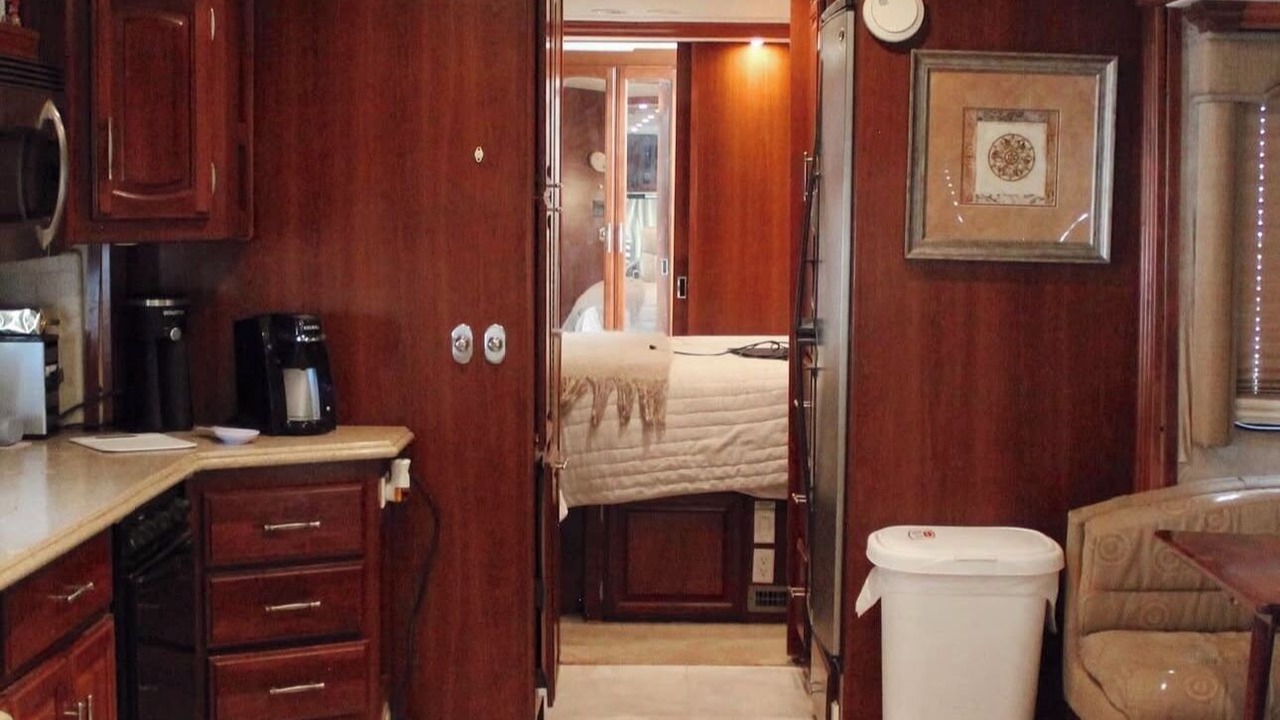 Photo of Bedroom in Needles