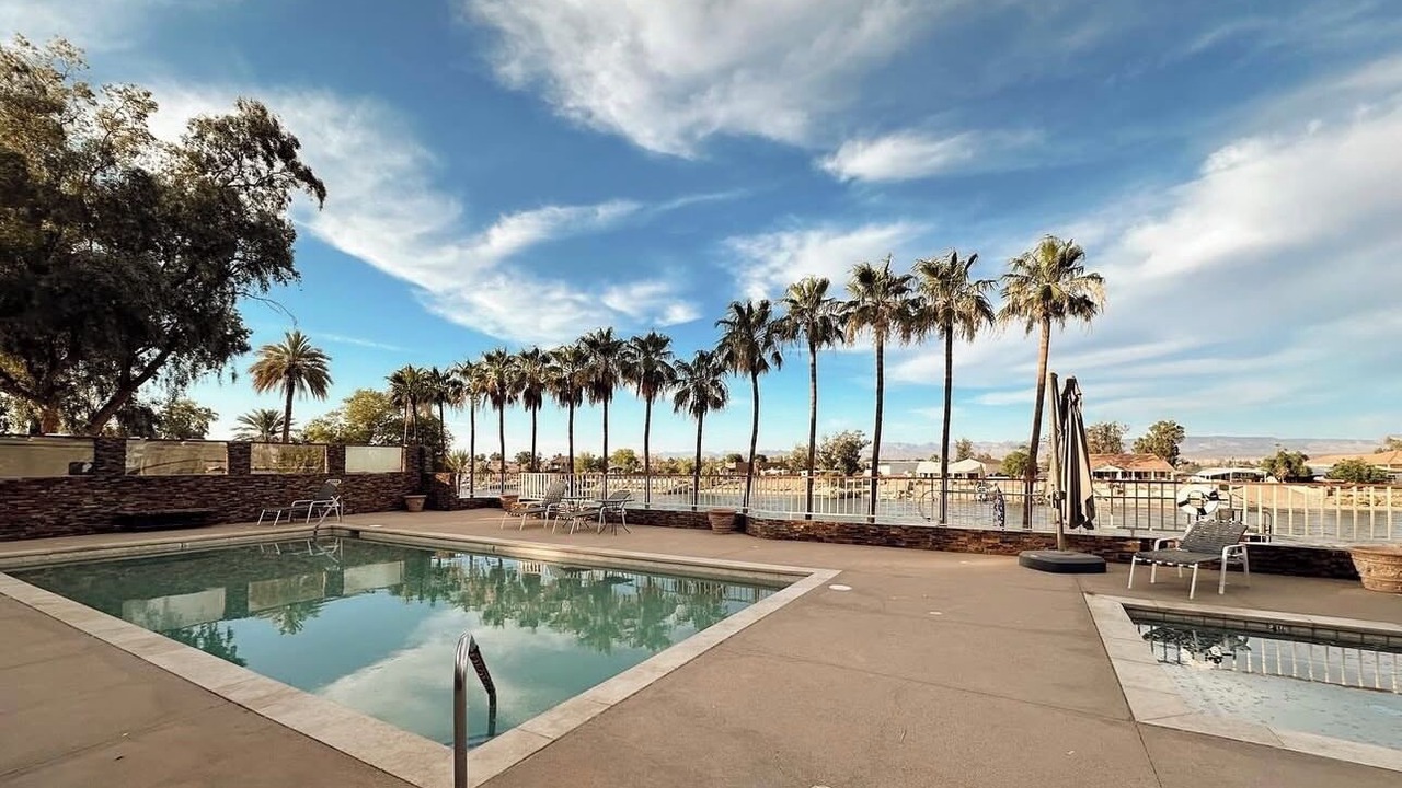 Photo of Outdoor in Needles