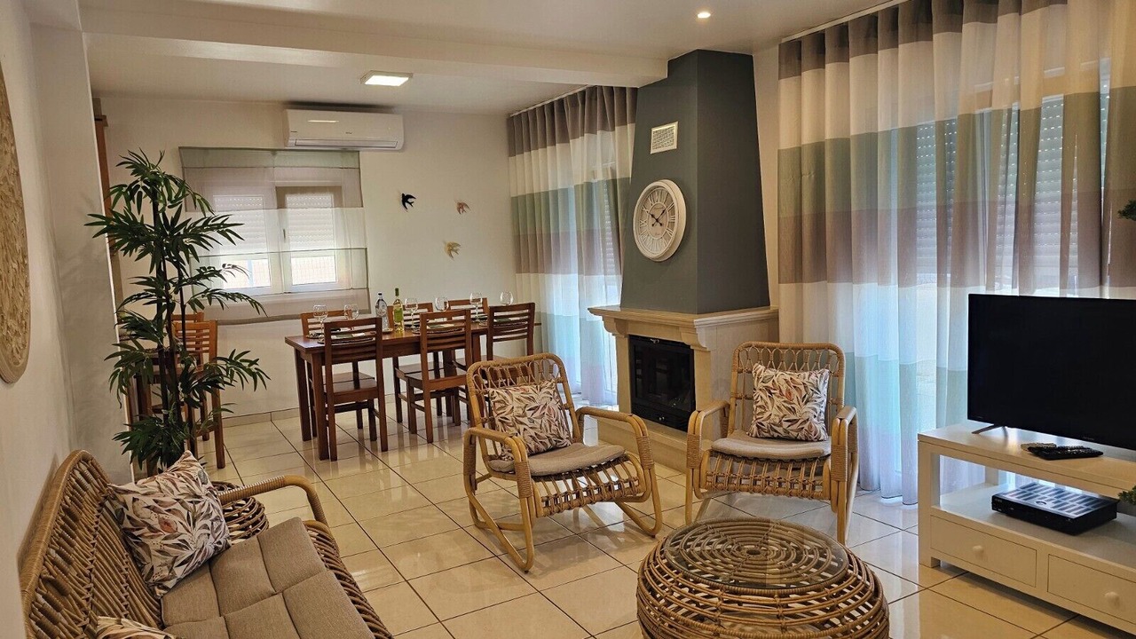 Photo of Livingroom in Sao Pedro da Cadeira