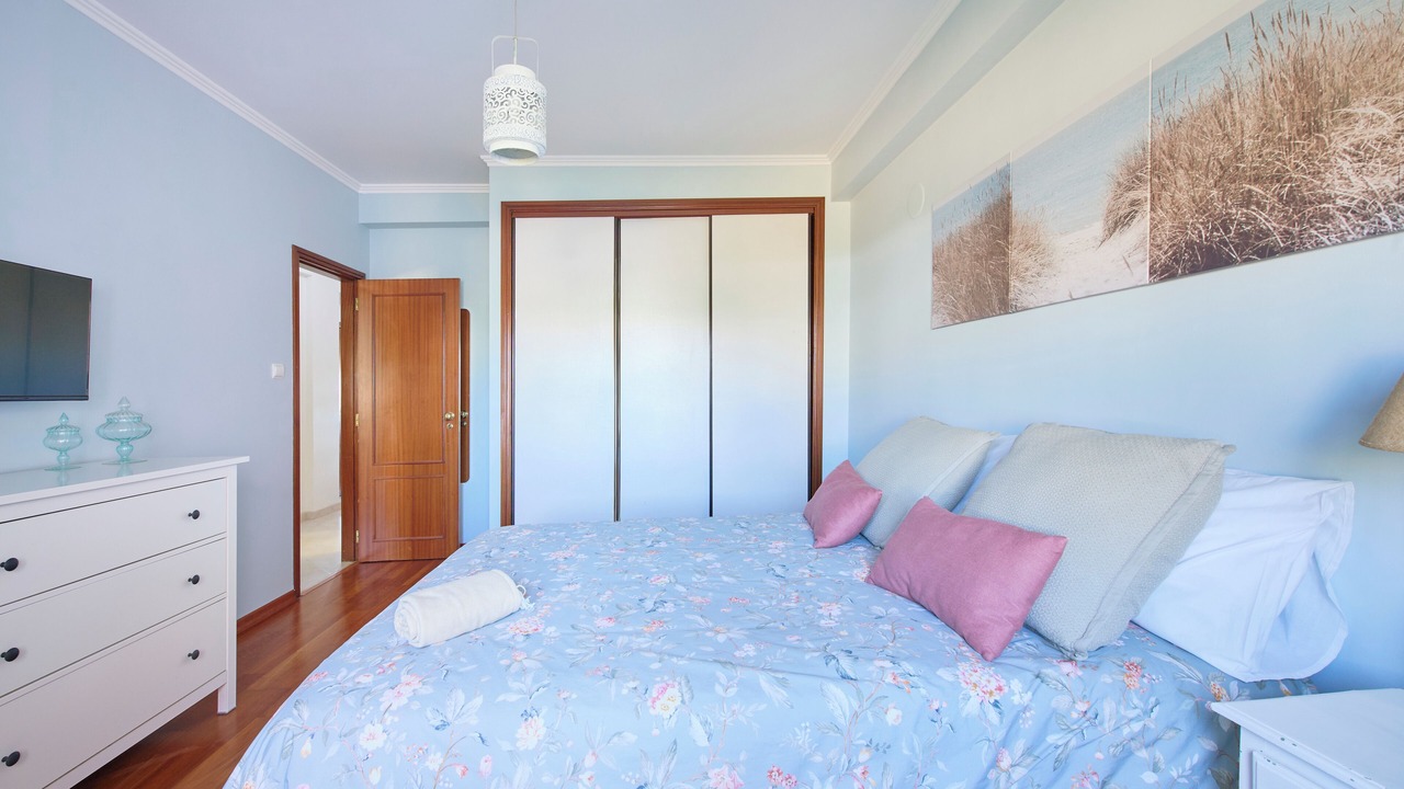 Photo of Bedroom in Odivelas