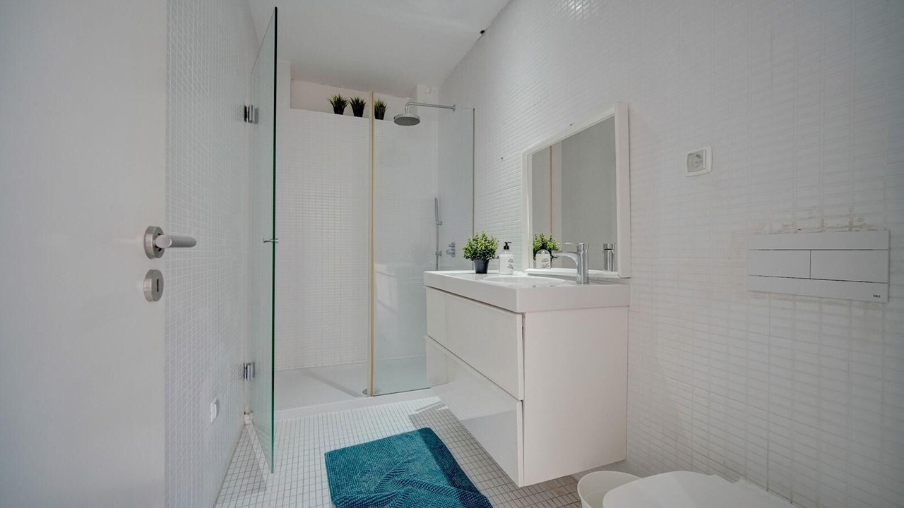 Photo of Bathroom in Oeiras