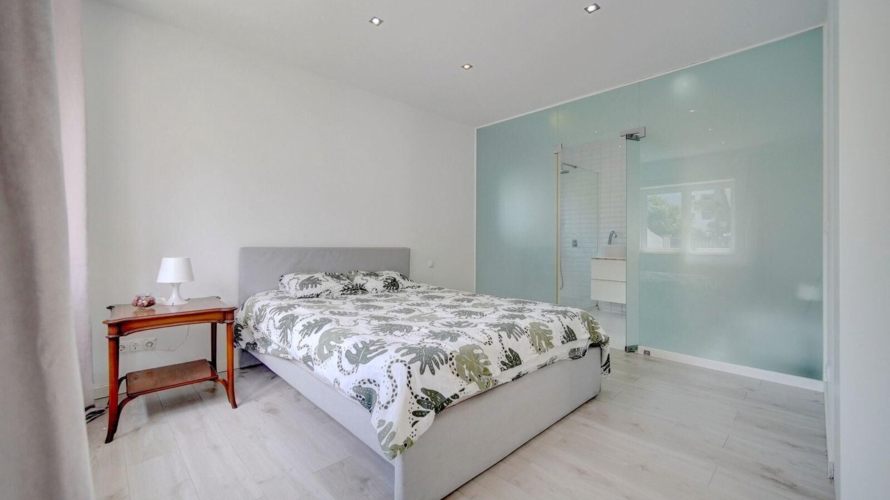 Photo of Bedroom in Oeiras
