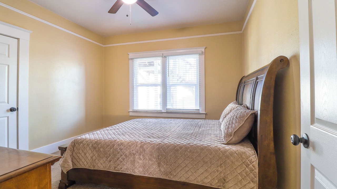 Photo of Bedroom in Roosevelt