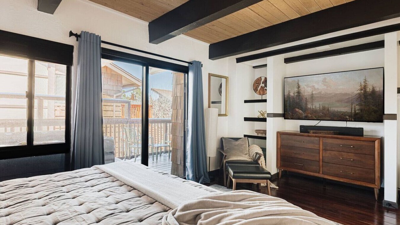 Photo of Bedroom in Big Bear Lake