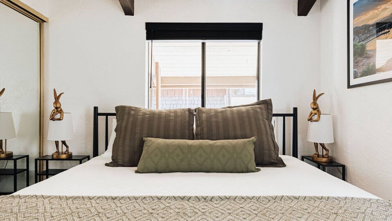 Photo of Bedroom in Big Bear Lake