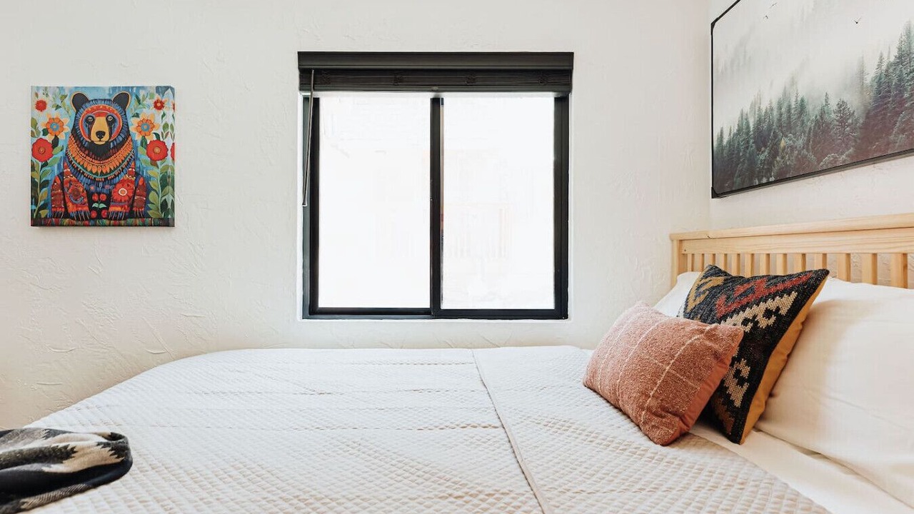 Photo of Bedroom in Big Bear Lake