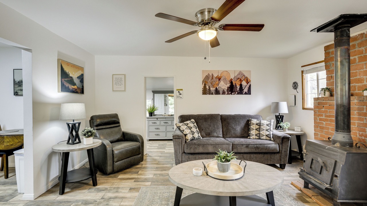 Photo of Livingroom in Mount Laguna
