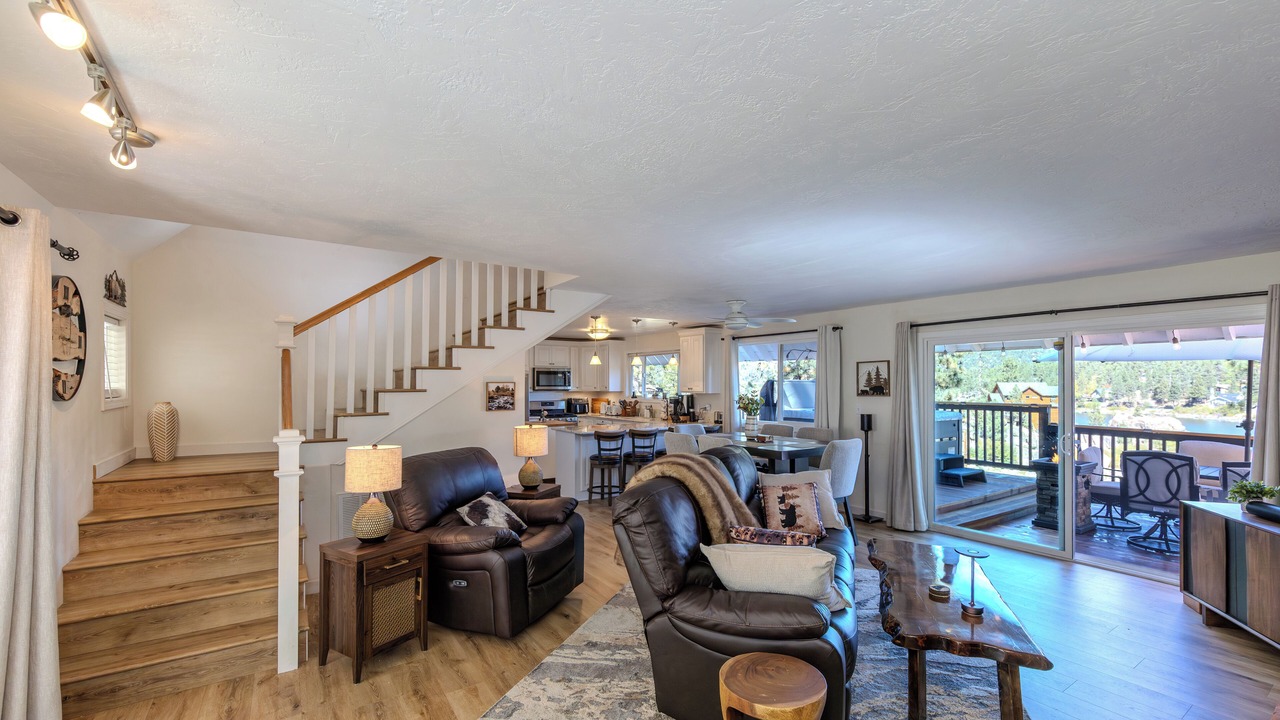 Photo of Livingroom in Boulder Bay