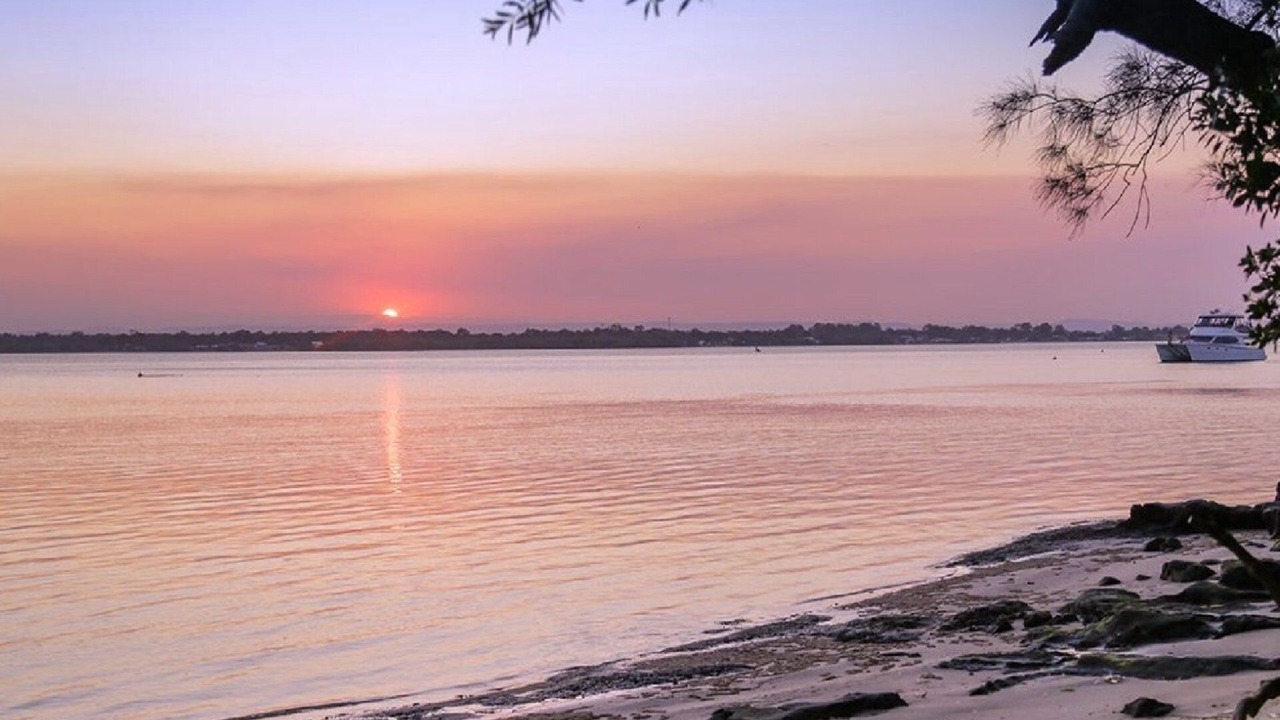 Photo of Others in Banksia Beach