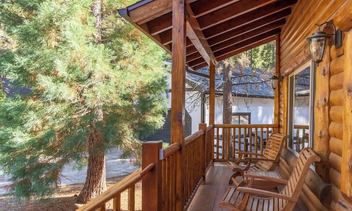 Photo of Outdoor in Summit Estates