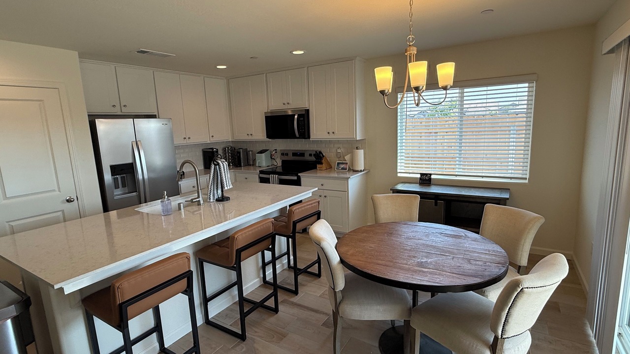 Photo of Kitchen in Hanford