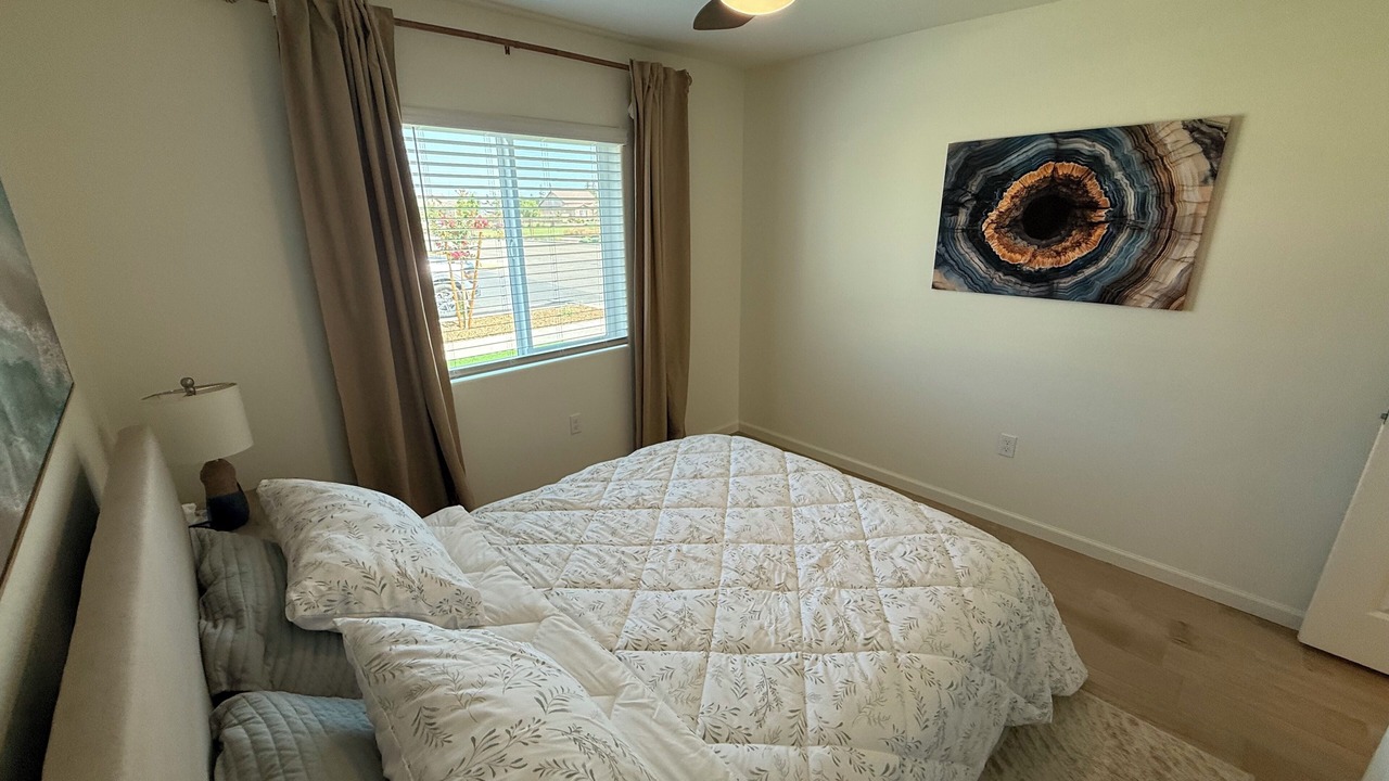 Photo of Bedroom in Hanford
