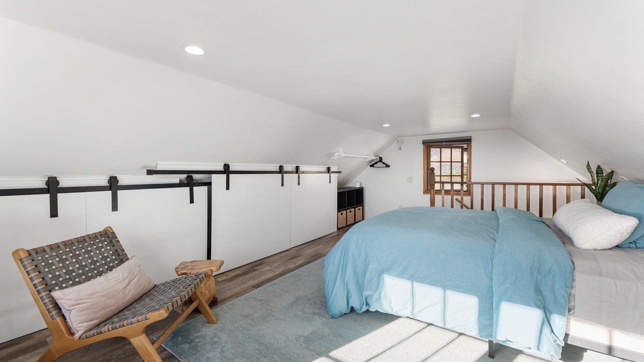 Photo of Bedroom in Summerland