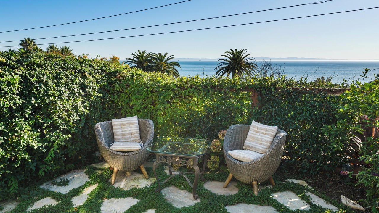 Photo of Outdoor in Summerland