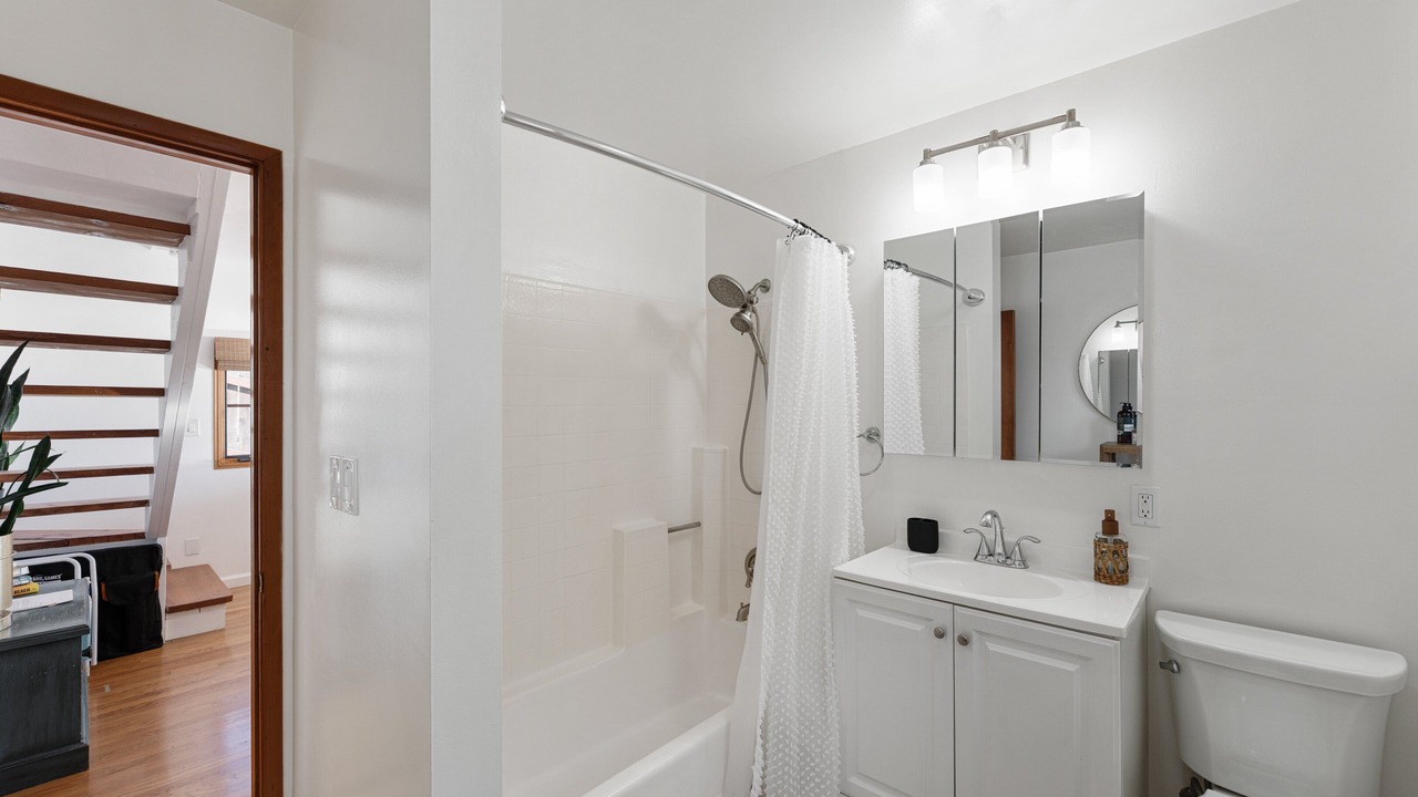 Photo of Bathroom in Summerland