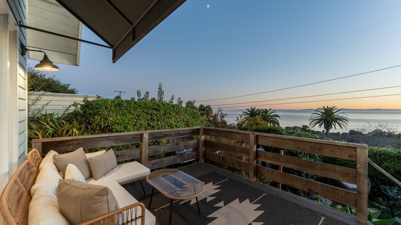 Photo of Patio Balcony in Summerland