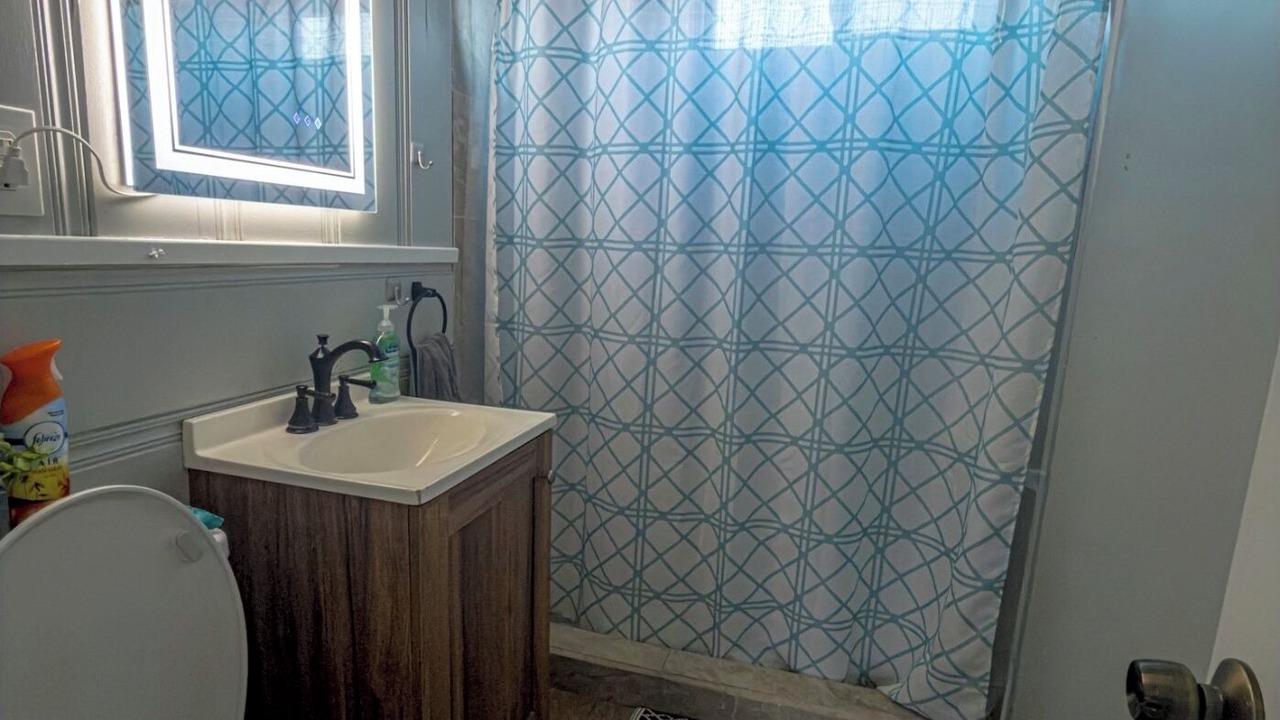 Photo of Bathroom in Porterville