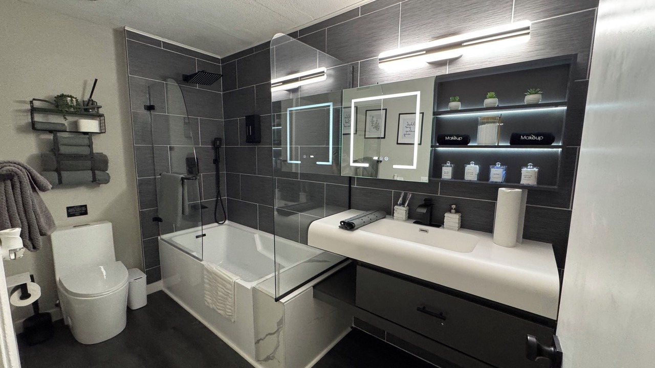 Photo of Bathroom in Summerlin