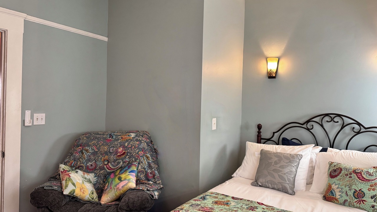 Photo of Bedroom in Grant Hill