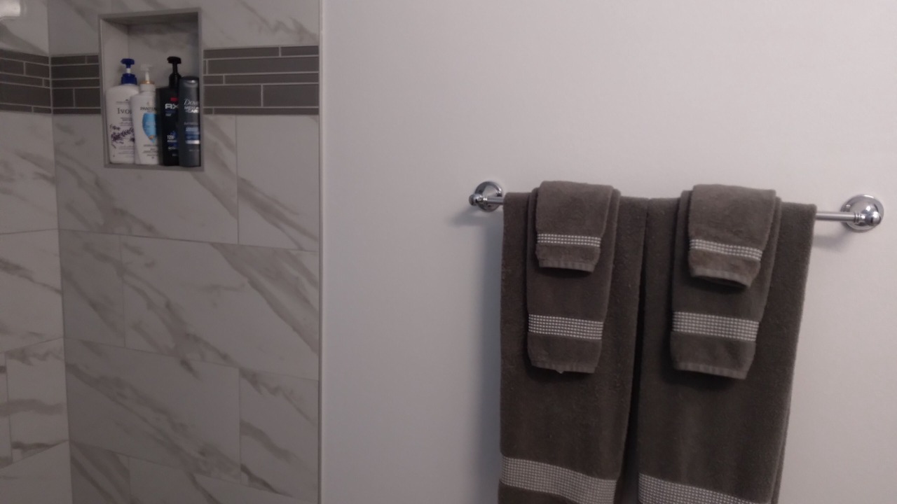 Photo of Bathroom in Harbor