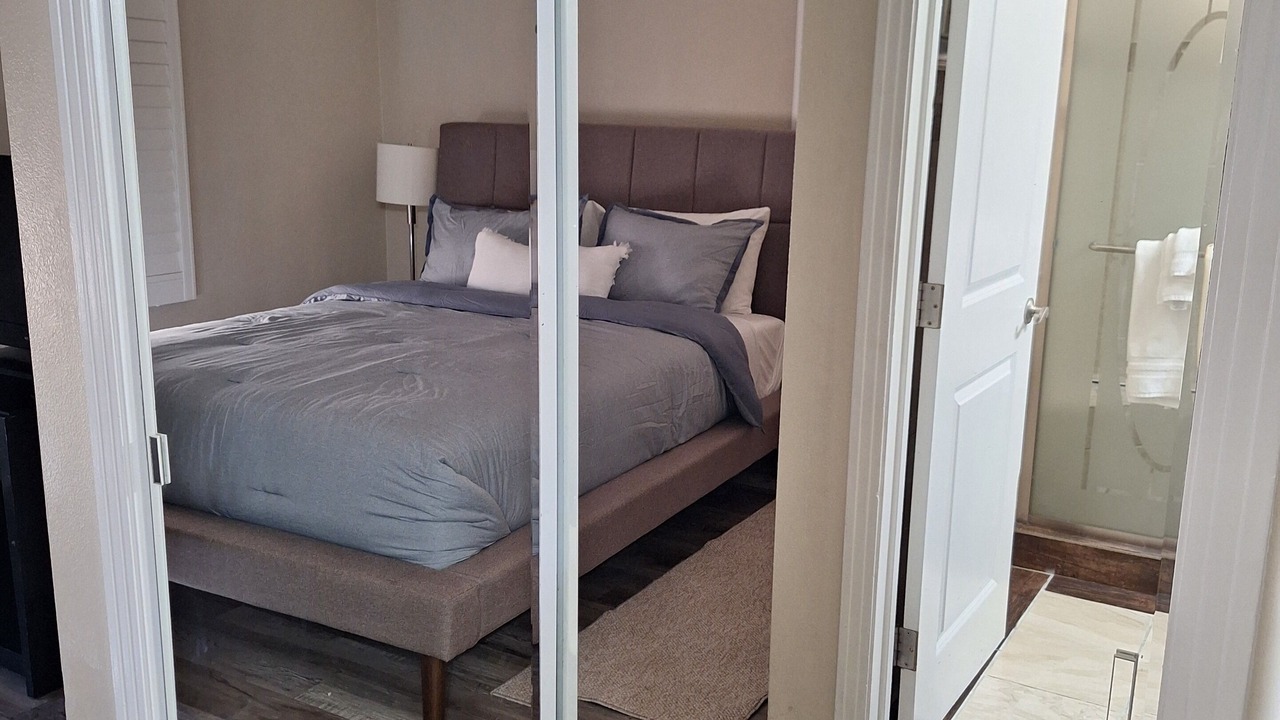 Photo of Bedroom in Reno/Tahoe Airport