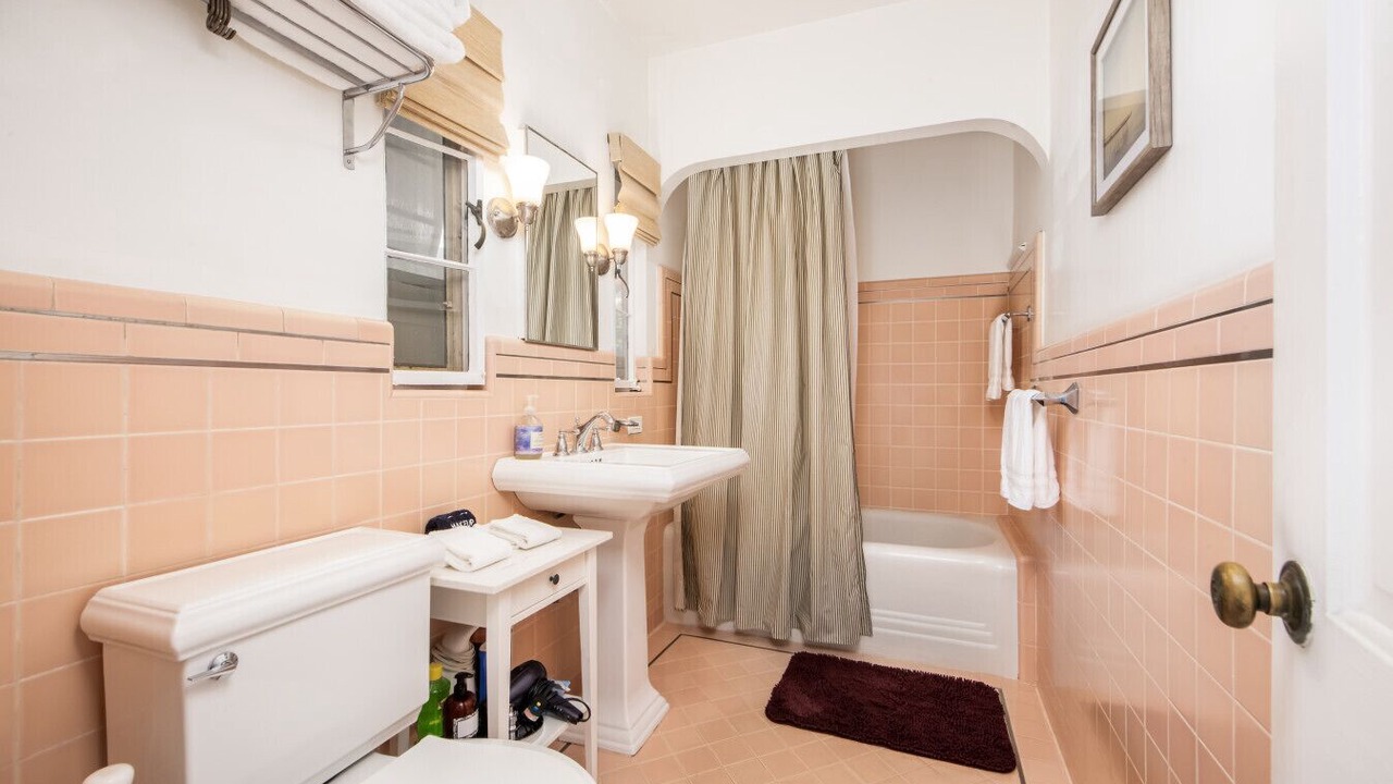 Photo of Bathroom in West Beach