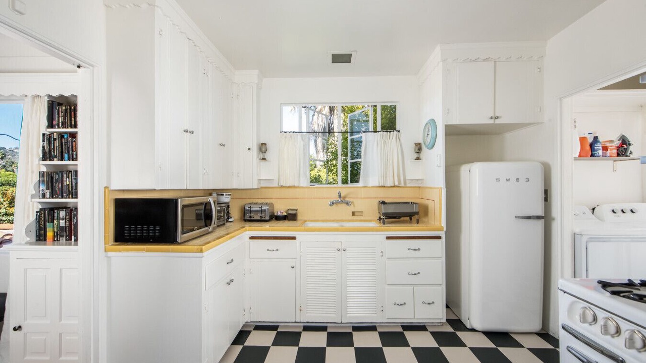 Photo of Kitchen in West Beach