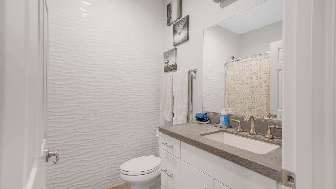 Photo of Bathroom in Callender