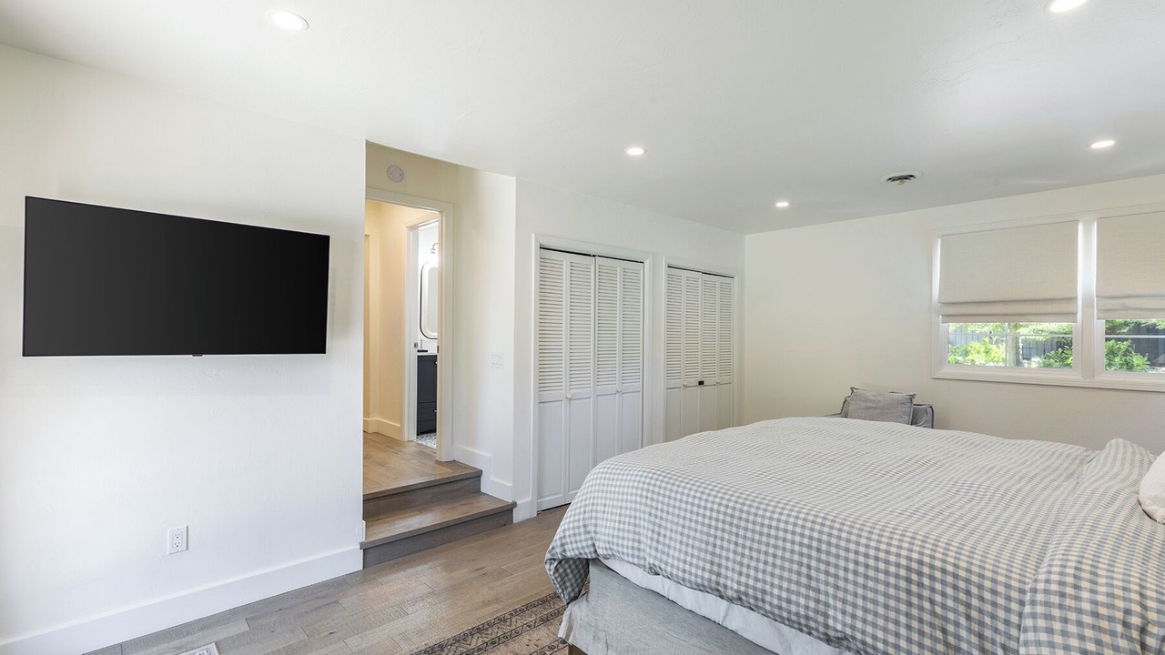 Photo of Bedroom in St. Helena