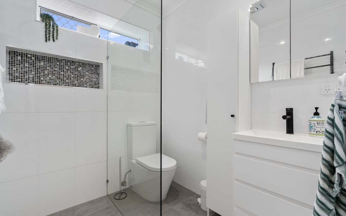 Photo of Bathroom in Sandstone Point