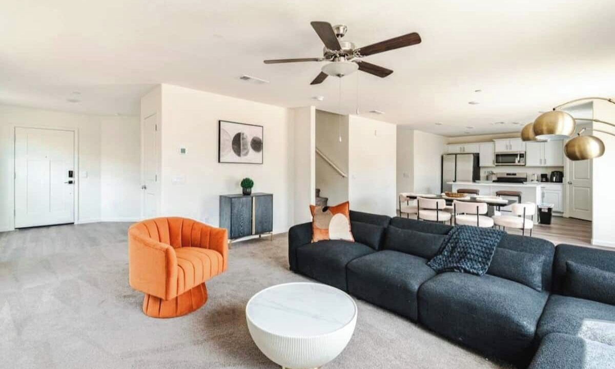 Photo of Livingroom in Pumpkin Center