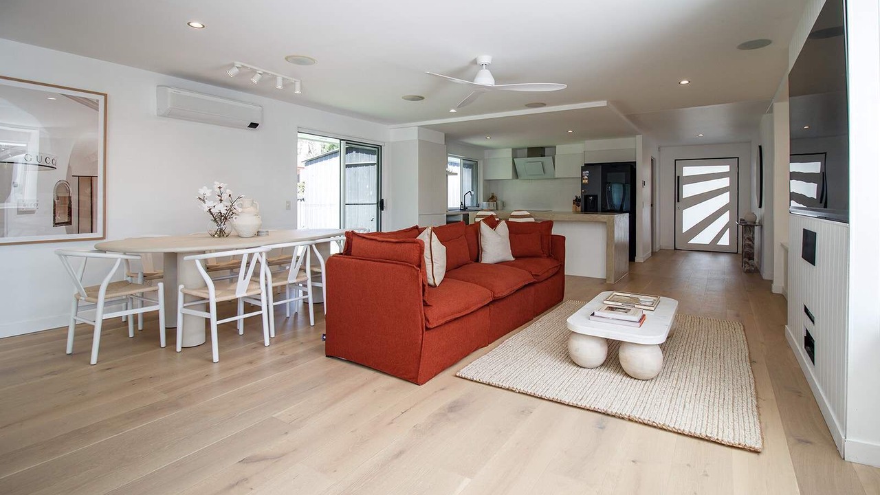 Photo of Livingroom in Burleigh Waters