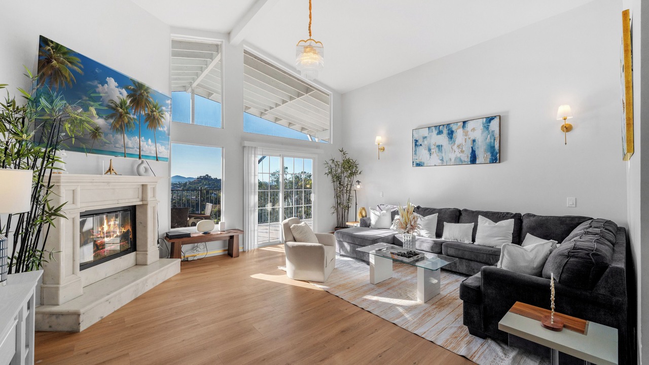 Photo of Livingroom in Rancho San Diego