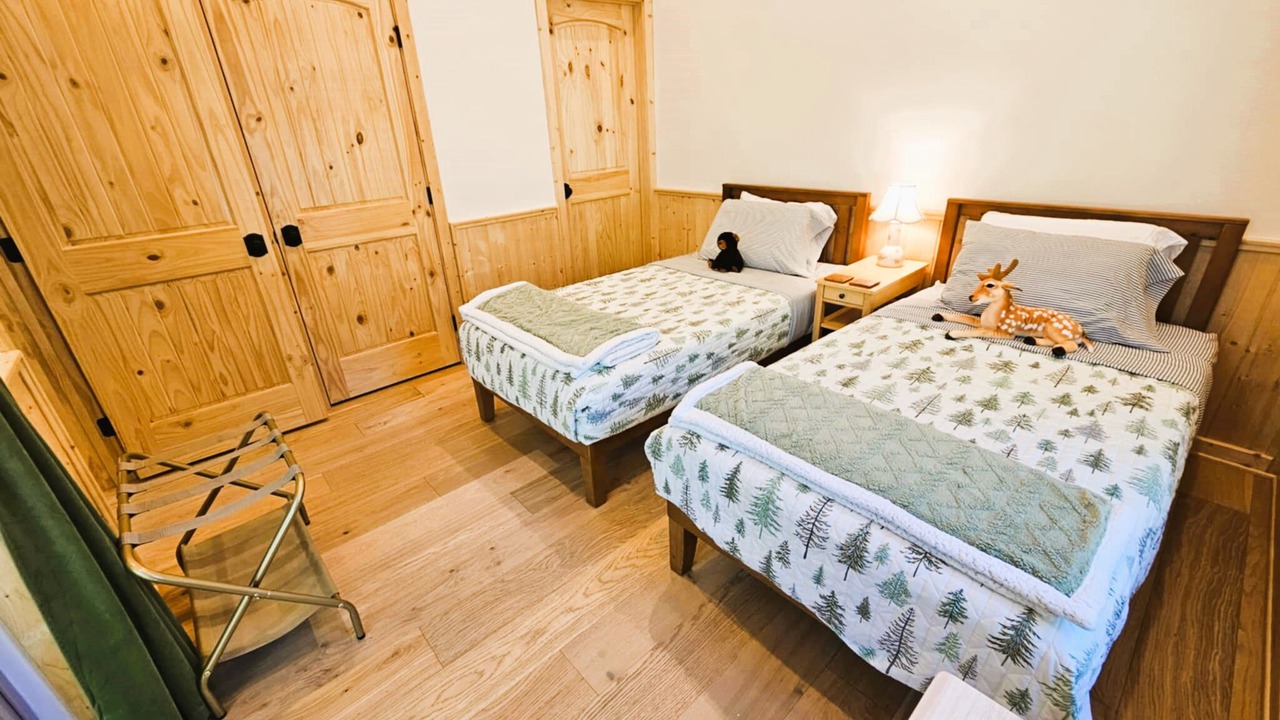 Photo of Bedroom in Pine Mountain Club
