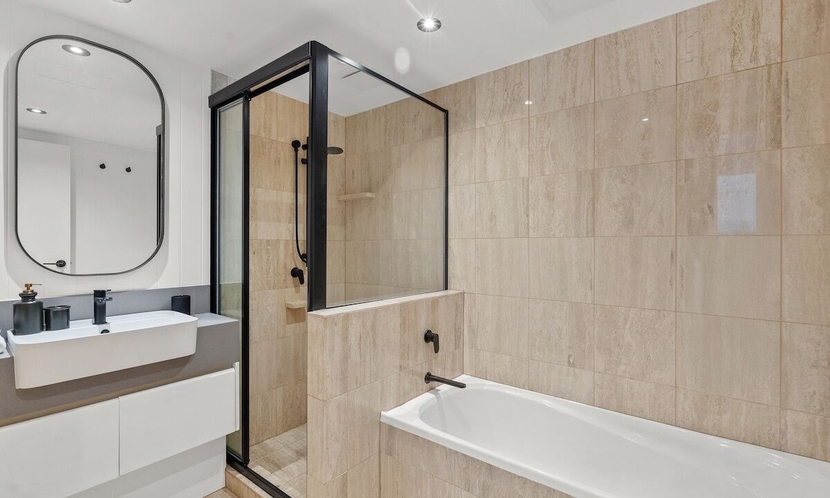 Photo of Bathroom in Main Beach