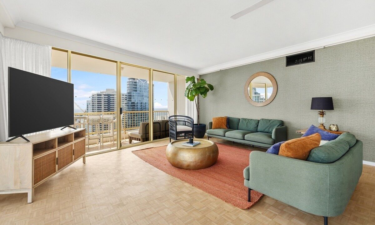 Photo of Livingroom in Main Beach