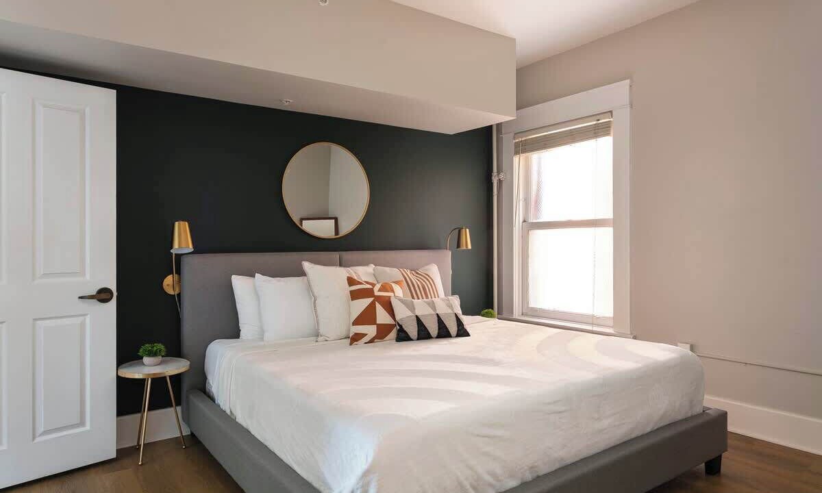 Photo of Bedroom in Gaslamp Quarter