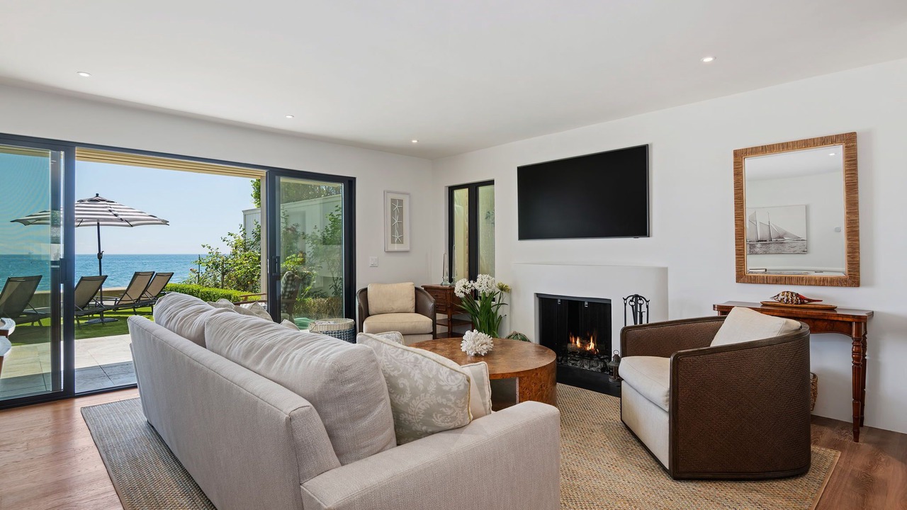 Photo of Livingroom in Montecito