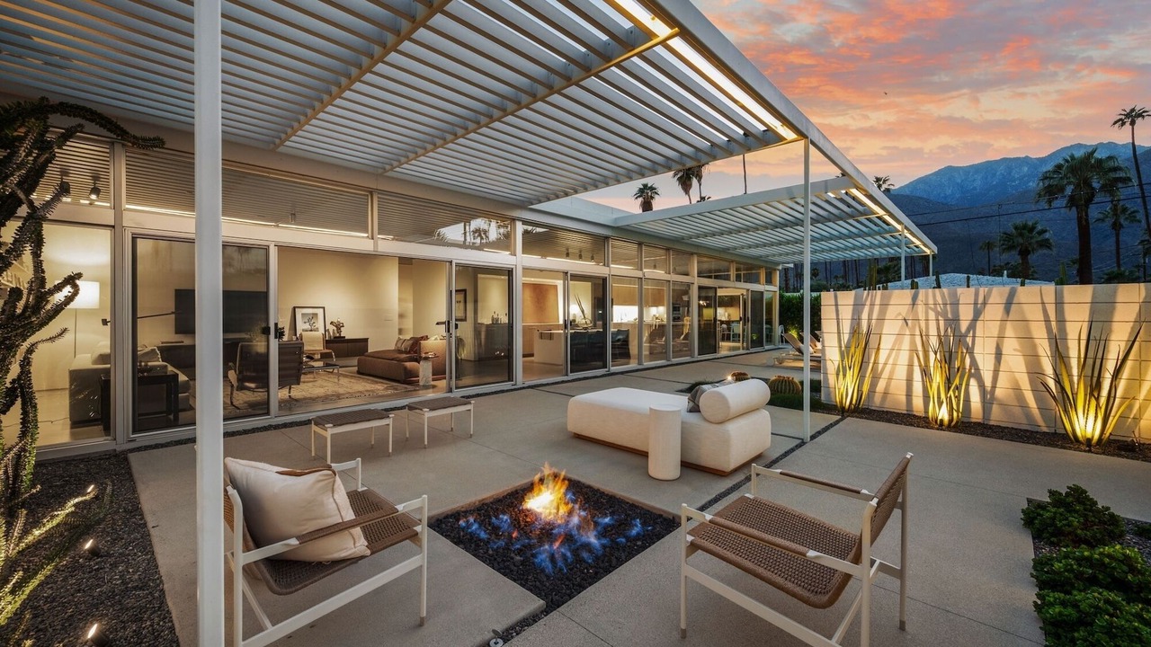 Photo of Patio Balcony in Deepwell Estates
