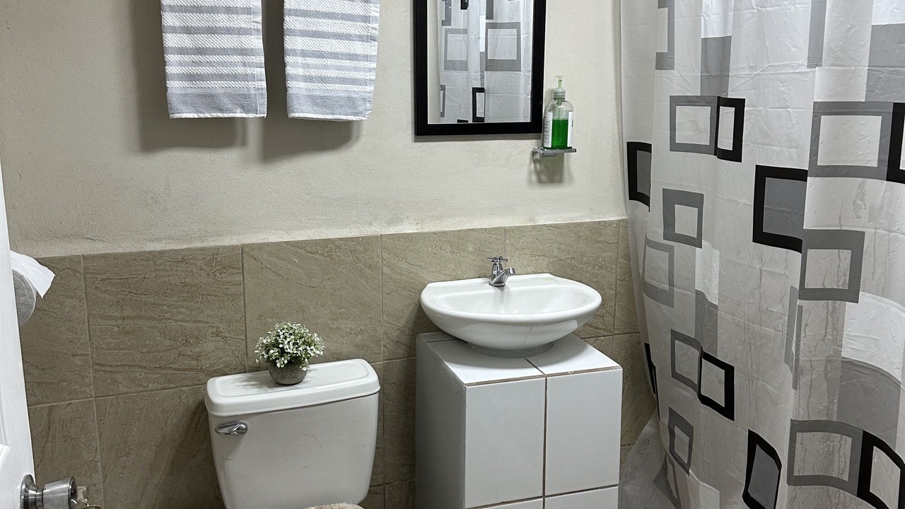 Photo of Bathroom in Limon