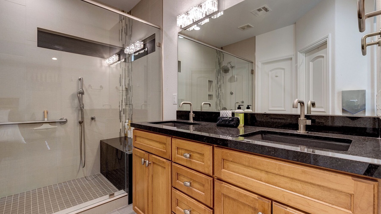 Photo of Bathroom in North Las Vegas
