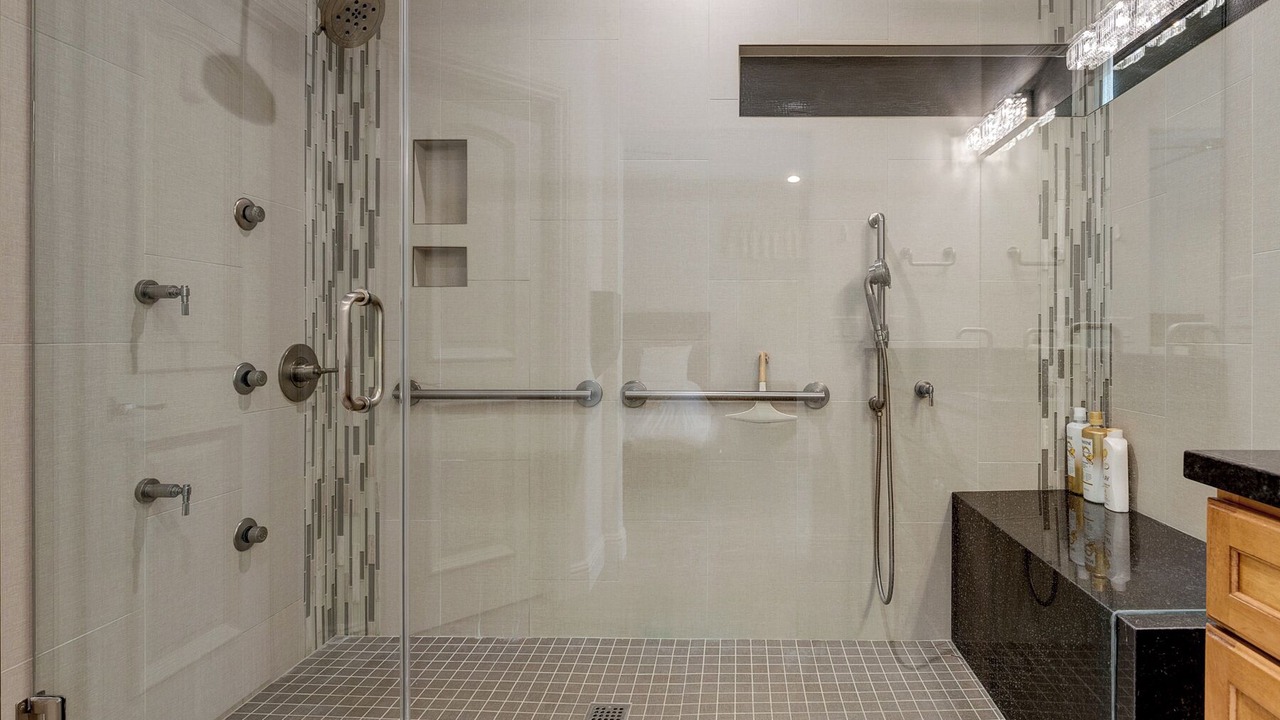 Photo of Bathroom in North Las Vegas