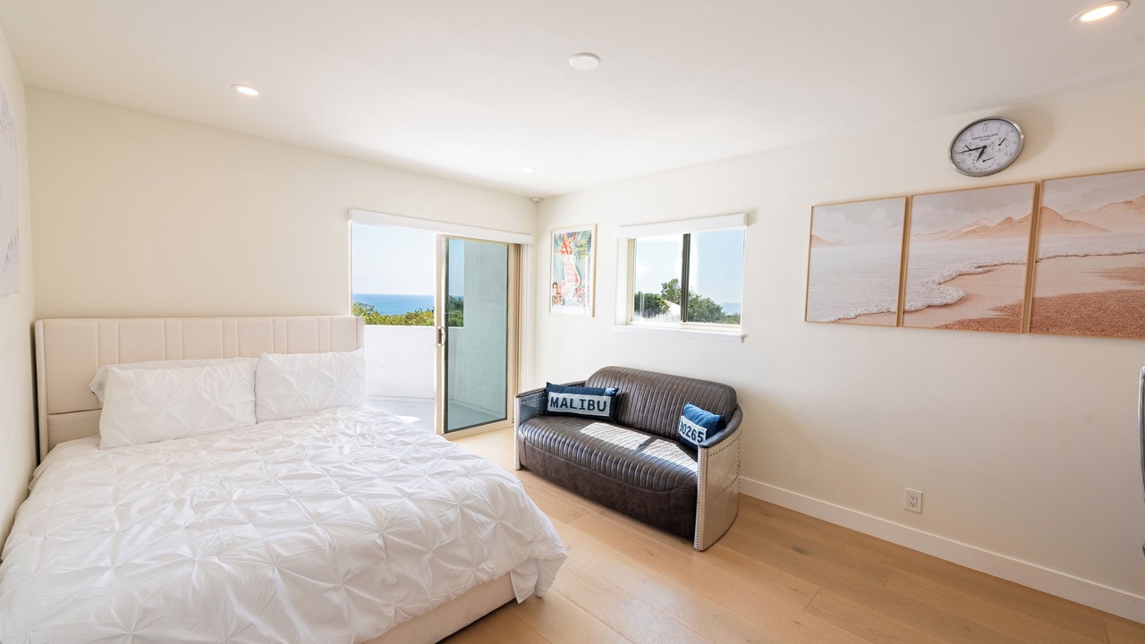 Photo of Bedroom in Western Malibu